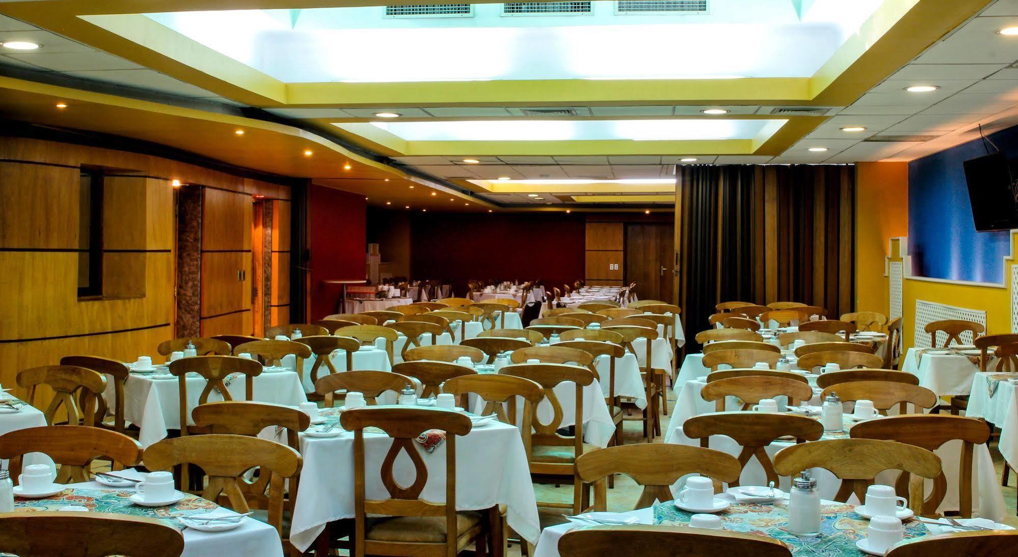 Hotel Libertador Сантяго Екстериор снимка