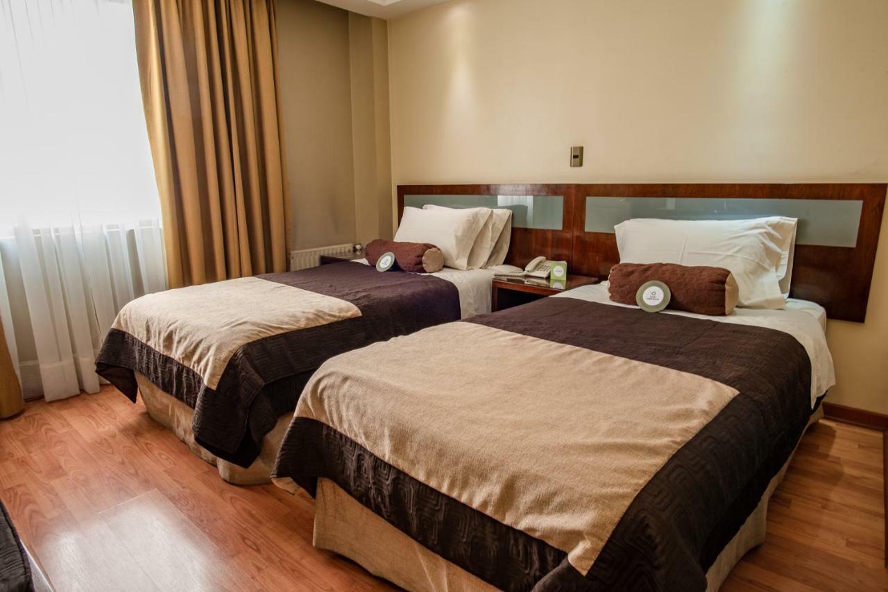 Hotel Libertador Сантяго Екстериор снимка